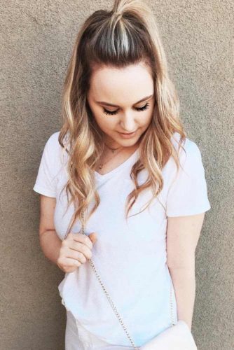 Trending High Ponytail Hairstyles picture 1