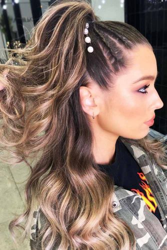 Cute And Easy Hairstyles With Braids Half-Up #braids #ponytail #half-up