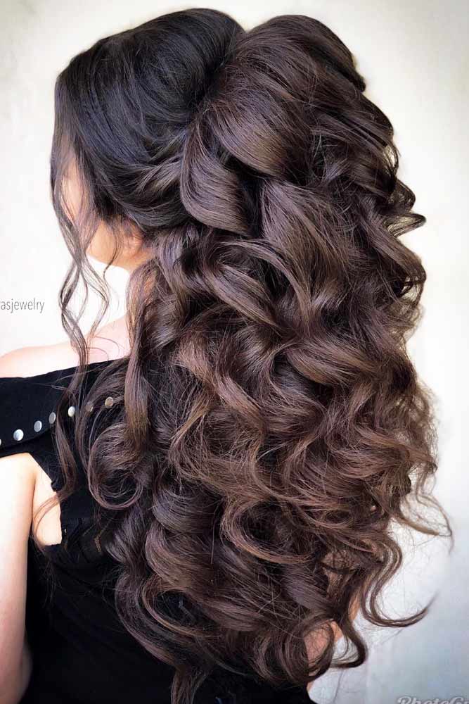 18 Nice Holiday Half Up Hairstyles for Long Hair | LoveHairStyles.com