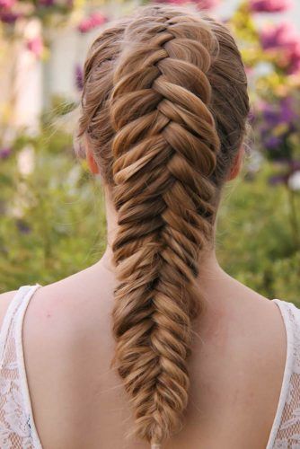 35 All-Time And Fun Fishbone Braids | LoveHairStyles.com