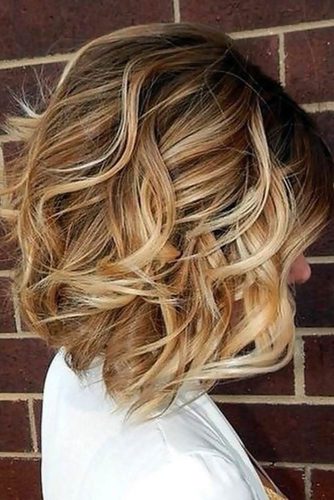 Medium Hairstyles And Highlights