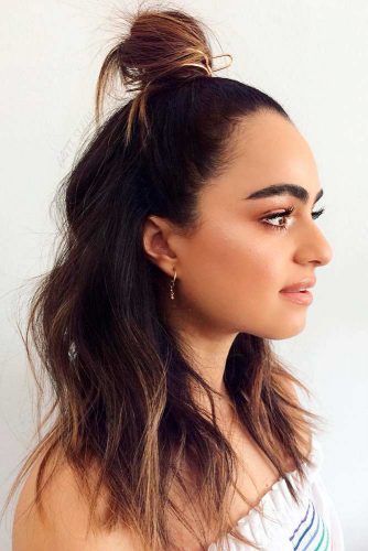 30 Charming Top Knot Hairstyles Lovehairstyles Com