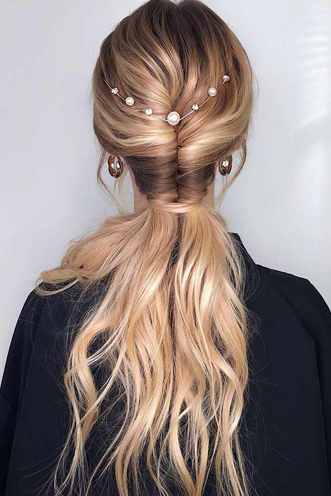 Tight Twisted Pony #holidayhair