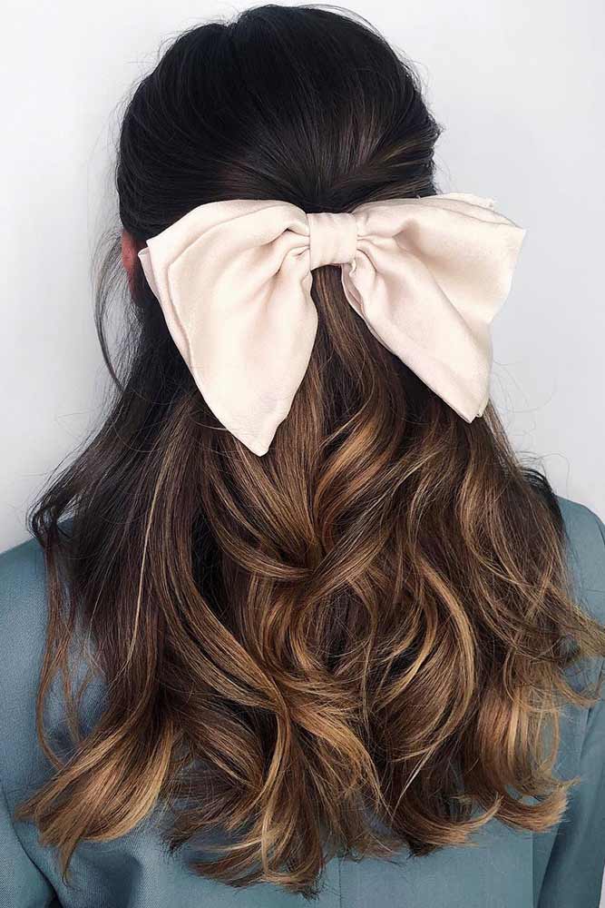 Simple Half-Up With Bow #holidayhair