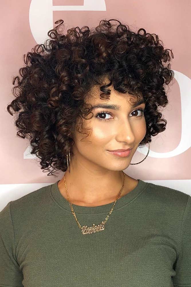 Short Curly Hairstyles With Bangs #shortcurlyhairstyles #curlyhairstyles #bobhaircut #hairstyles 