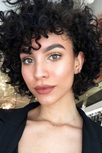 55 Beloved Short Curly Hairstyles For Women Of Any Age