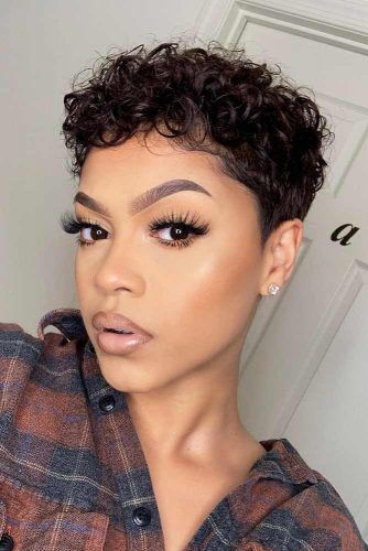 55 Beloved Short Curly Hairstyles For Women Of Any Age