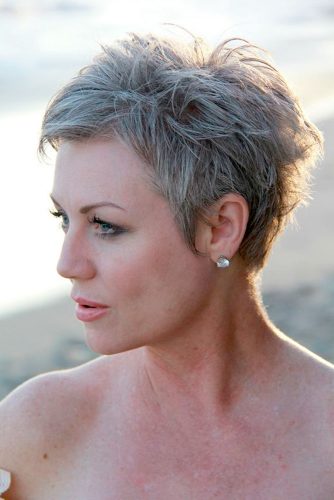 70 Stylish Short Hairstyles For Women Over 50