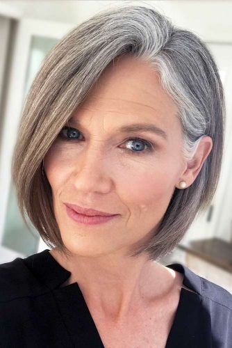 70 Stylish Short Hairstyles For Women Over 50