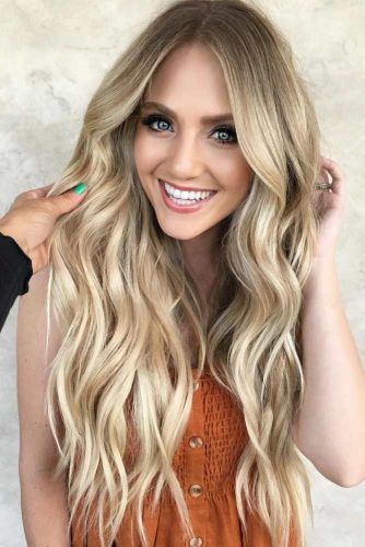 Long Layered Hair With Light Balayage #balayage #blondehair