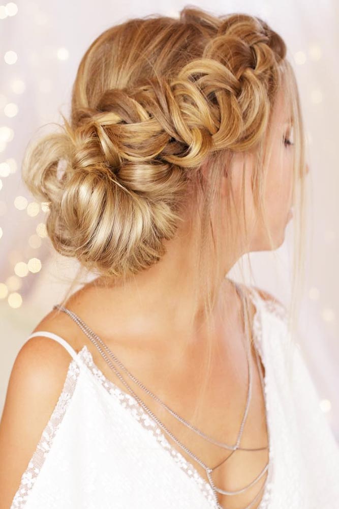 Wedding Hairstyles For Medium Length Hair 40 Best Looks  Wedding  hairstyles for medium hair Medium length hair styles Medium hair styles