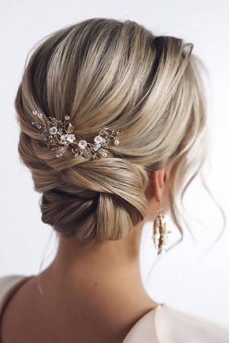 70 Fun And Easy Updos For Long Hair Lovehairstyles Com