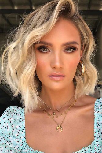 25 Perfect Short Hairstyles For Fine Hair Lovehairstyles Com