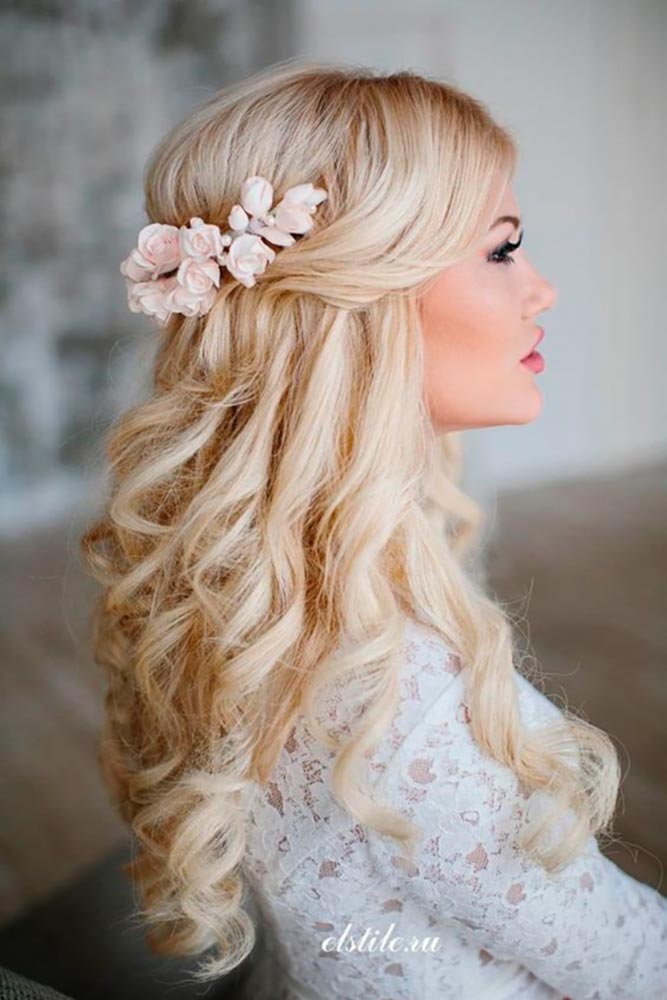 Flowered Bridesmaid Hairstyles picture1