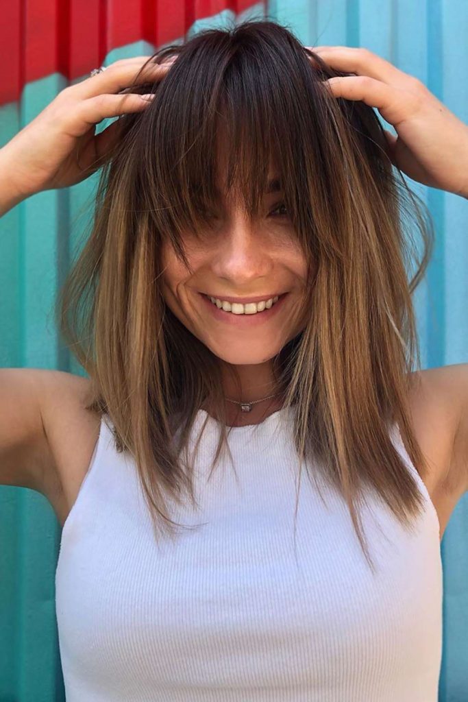 8 Haircuts for Girls with Medium Hair Length You Should Try Once