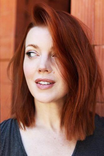 Medium Hairstyle With Deep Side Part #bob #mediumhair