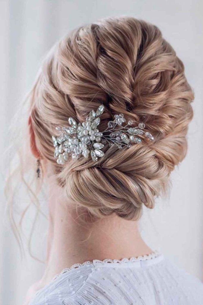 35 Hair Barrettes Ideas to Wear with Any Hairstyles | LoveHairStyles.com