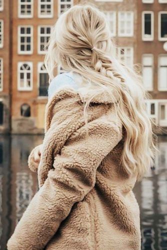 45 Gorgeous Winter Hairstyles For Long Hair | LoveHairStyles.com