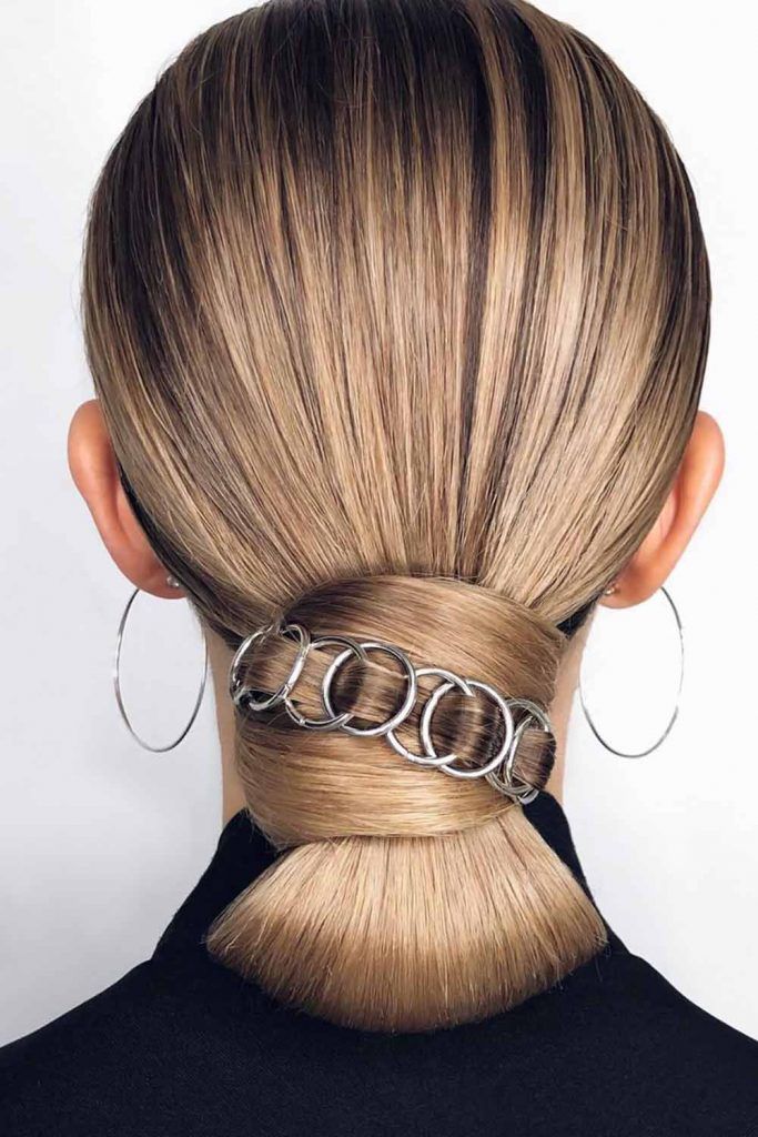 Hair Rings Updo Styles Low #hairrings #hairaccessories