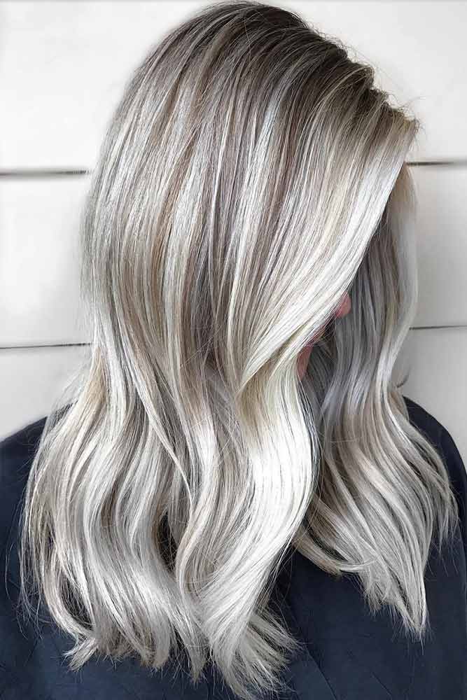 Platinum Blonde Hair With Chunky Lowlights