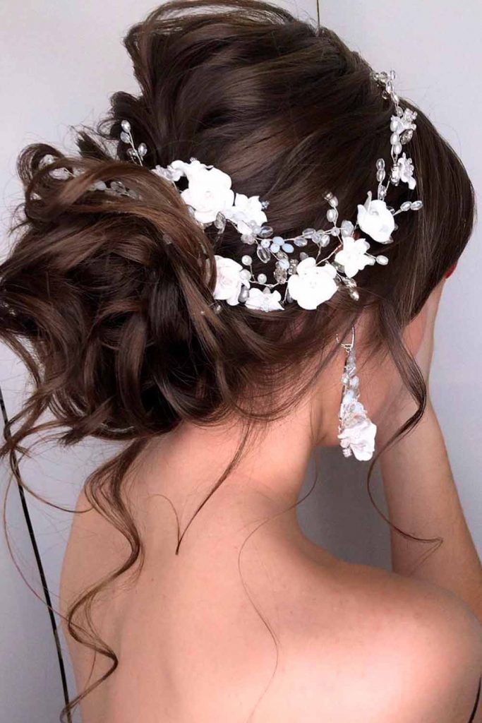 Wedding White Floral Hair Accessories #weddinghairstyles #formalhairstyles