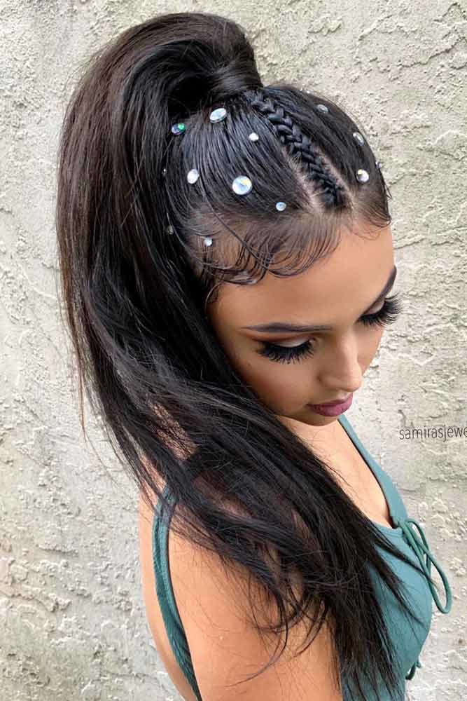 Image of Ponytail with accessories haircut