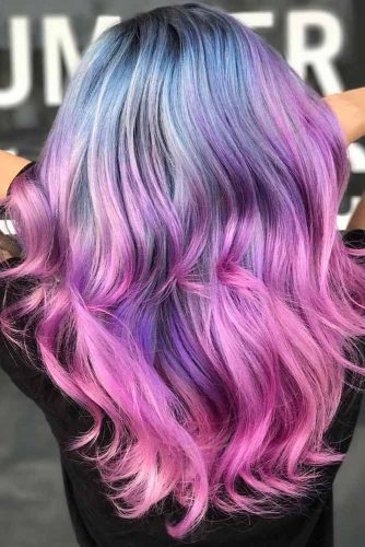 Eye-Catching Hair Colors for Long Hair picture1