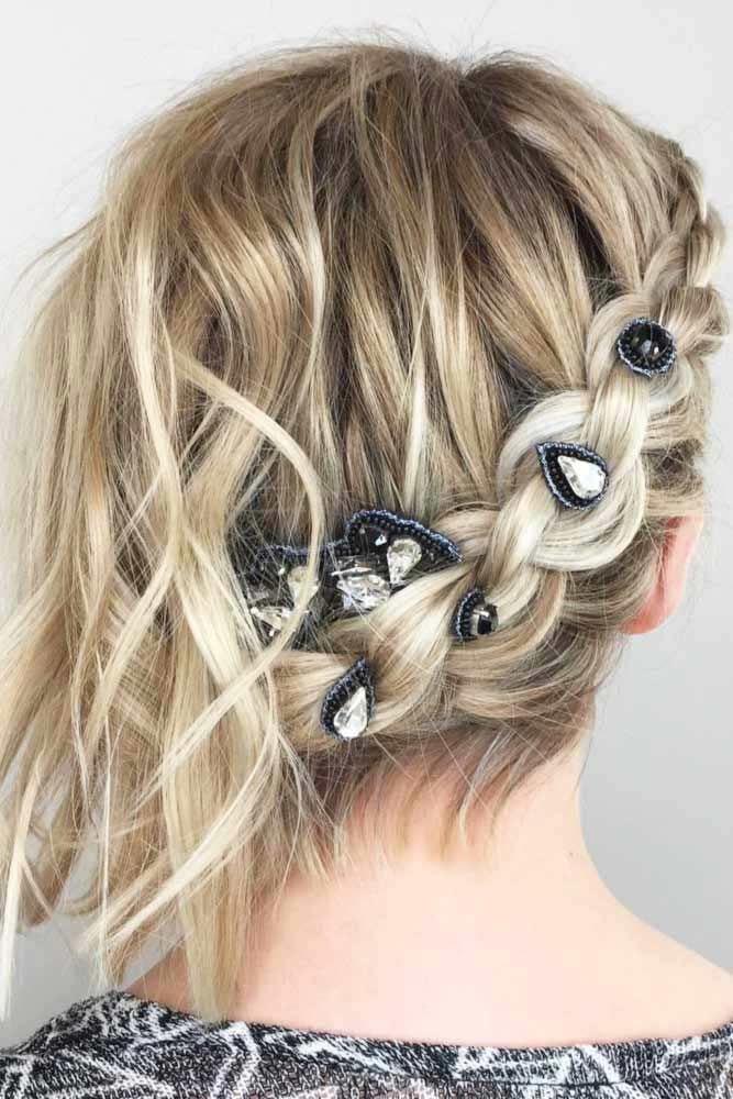 46 Pretty Short Hair Updos You Ll Want To Wear To The Next Party