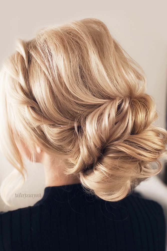 Sophisticated Prom Hair Updos 7893