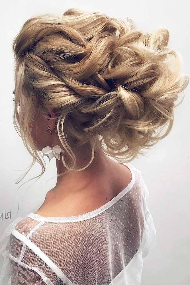 Sophisticated Prom Hair Updos