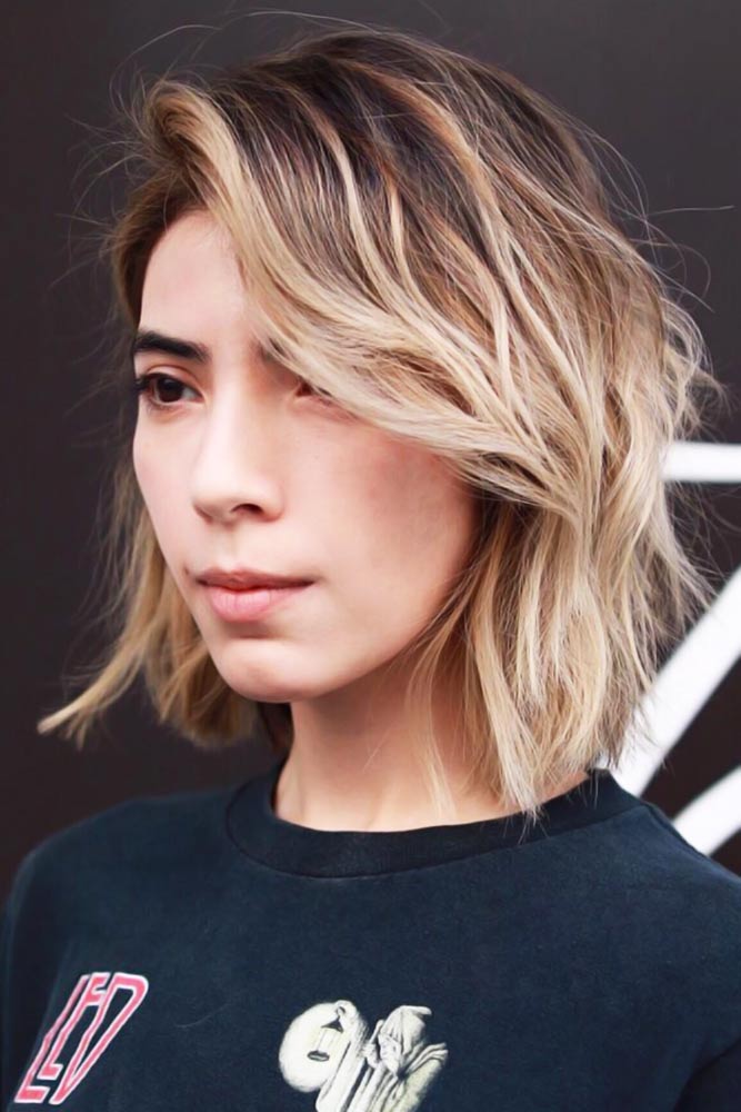 25 Stunning Feather Cuts For Short Hair  2023