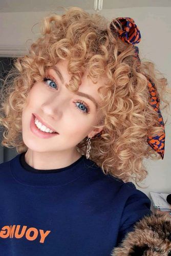 Cool Curls #mediumbob #mediumbobhaircuts #haircuts #bobhaircuts