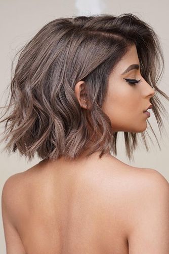 55 Versatile Medium Bob Haircuts To Try Lovehairstyles Com