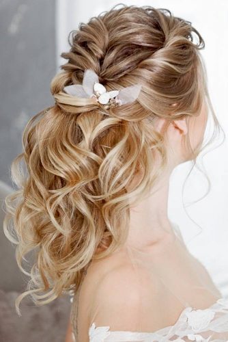 42 Bridesmaid Hair Styling Ideas Lovehairstyles Com