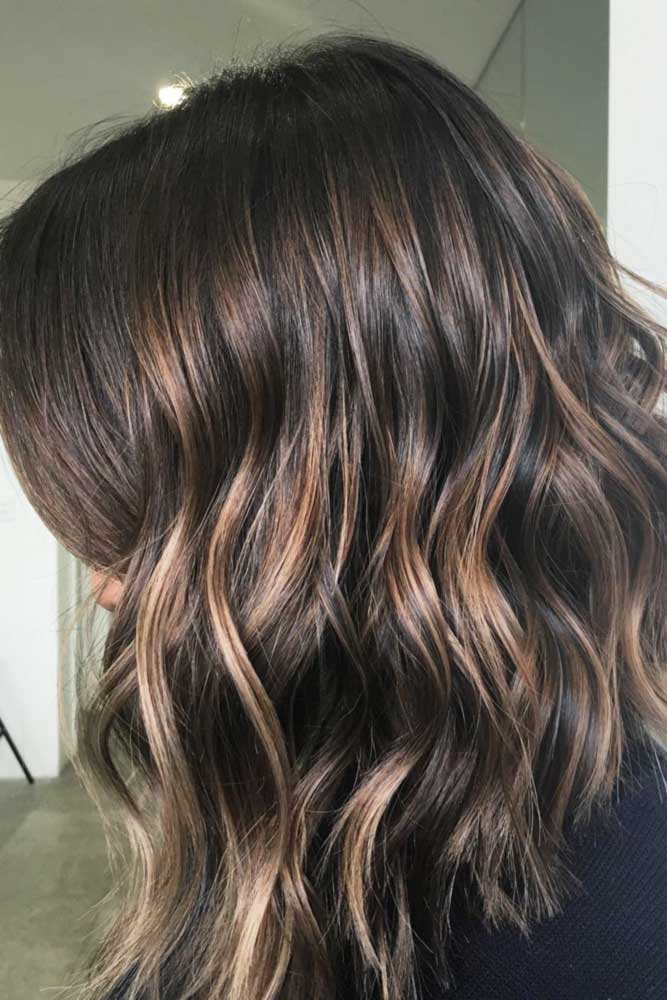 50 Chic Medium Length Layered Hair Lovehairstyles Com