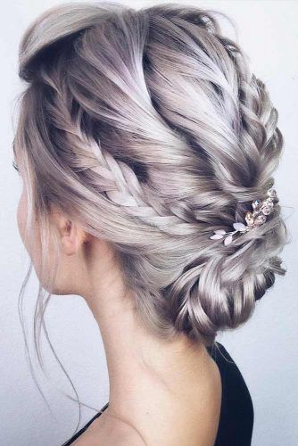 Accessorized Braided Updos For Prom #promhairstyles #longhair #hairstyles #updohairstyles