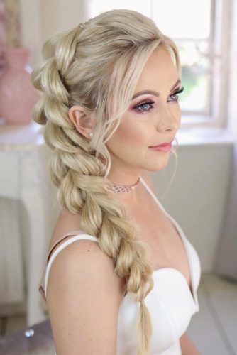 prom hairstyles to the side with braid