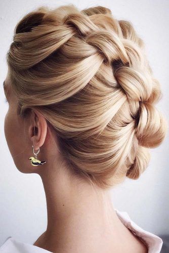 short hairstyles for prom updos