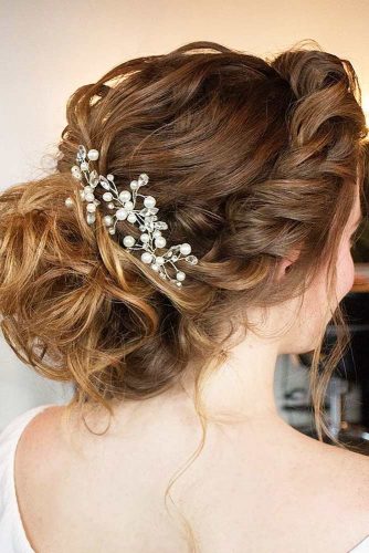 27 Chic Updos For Medium Hair Lovehairstyles Com