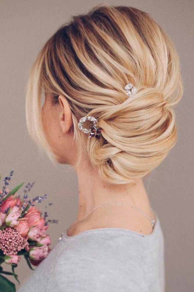Amazing Hairstyles for Brides with Medium Hair picture1