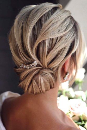 Accessorized Low Buns Blonde #mediumhair #weddinghairstyles