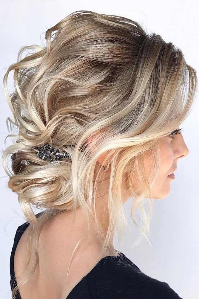 Blonde Voluminous Wedding Hairstyles With Accessories #weddinghairstyles #hairstyles #updohairstyles #accessory