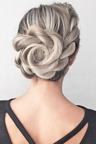 Snake Updos to Wear Right Now picture 3