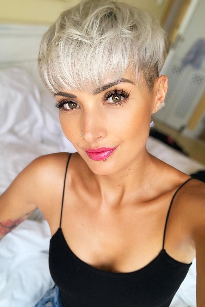 35 Bowl Cut Ideas On The Cutting Edge Of Fashion Lovehairstyles Com