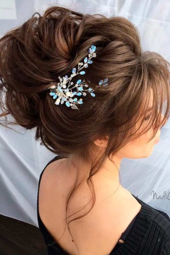 Elegant Accessories for Brides picture2