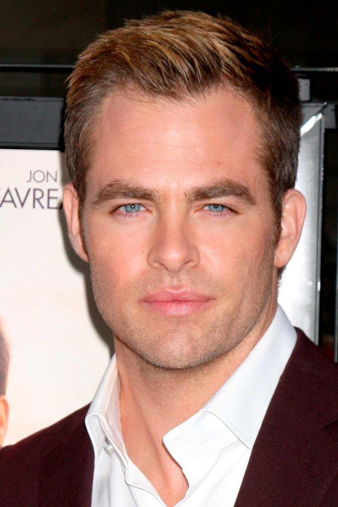 Quiff solto e definido #menshairstyles #chrispine