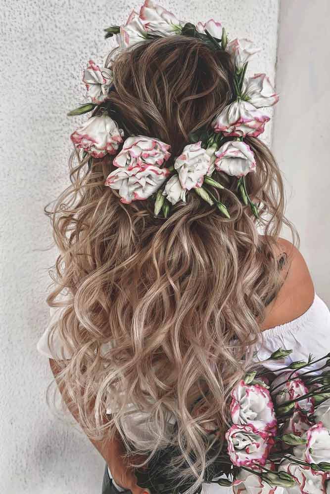 Headband Of Roses #homecominghairstyles