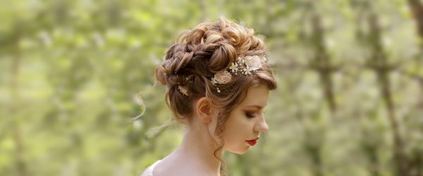 Homecoming Hairstyles to Slay the Night in 2019
