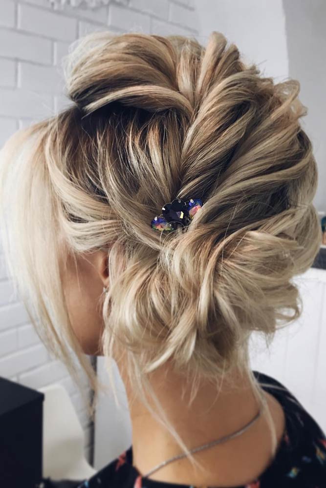 Romantic Updos Hairstyles picture1