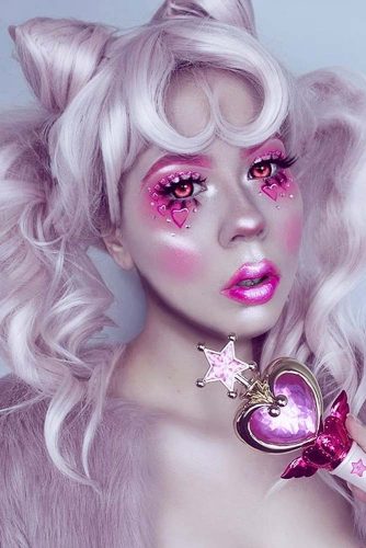 Pink Sugar Heart Halloween Look With Horns And Ponytails #halloweenhairstyles #halloween #hairstyles #longhair
